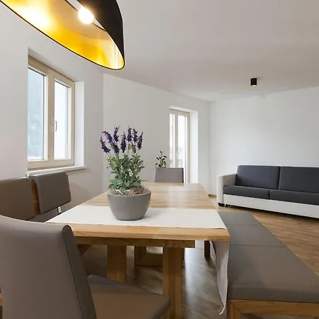 Nowders Apart Otel 4*